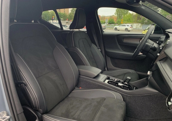 Volvo XC 40 cena 199900 przebieg: 15000, rok produkcji 2023 z Kraków małe 352